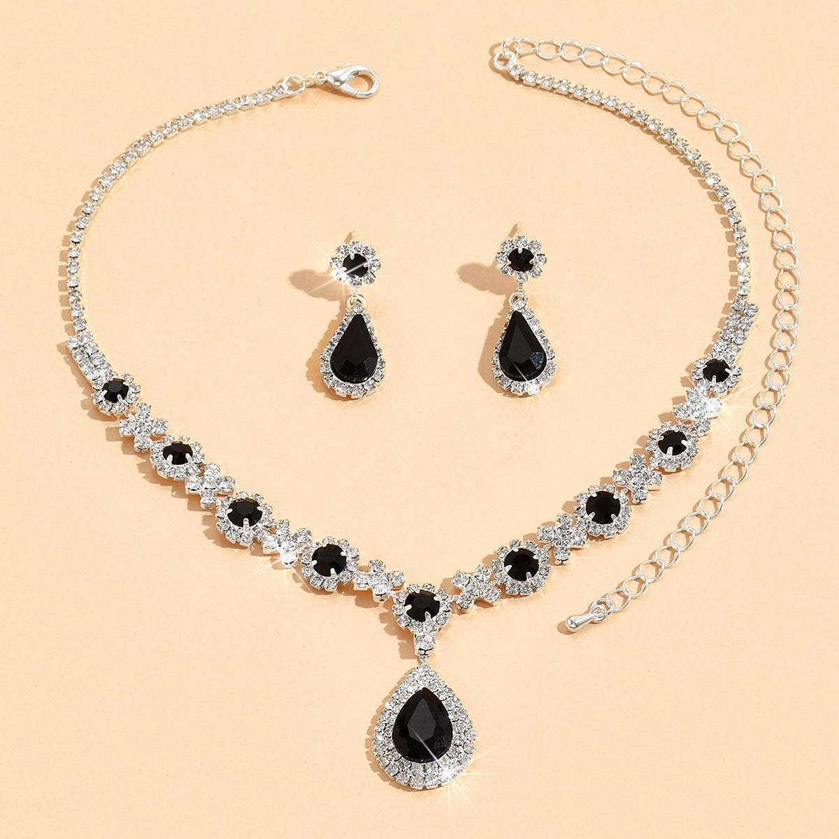 Fashion New Water Drop Necklace and Earrings Set