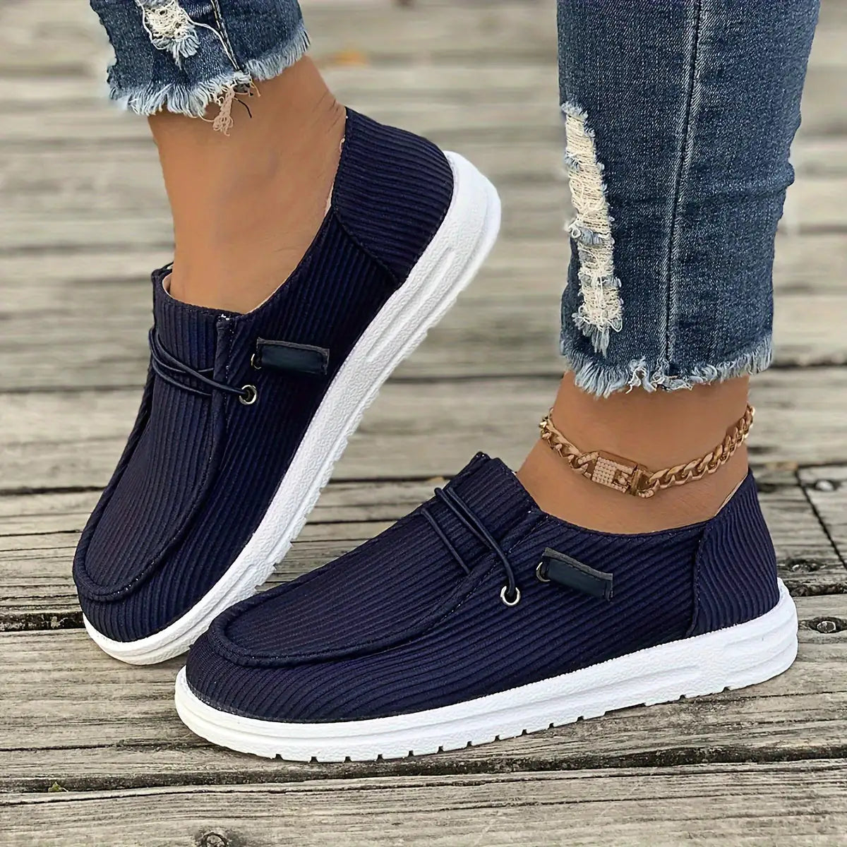 Lux Non-Slip Canvas Women's Sneakers